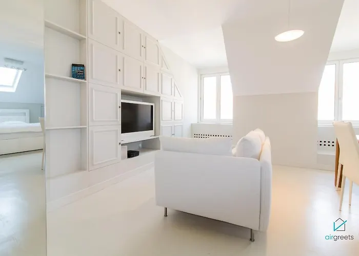 Modern, Minimalist Flat In Apartment Wien
